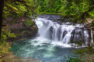 Lower Falls of the Lewis River-3100.jpg